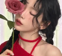 Taeyeon SNSD akan merilis album kompilasi Panorama untuk 10 tahun karier solo. (instagram.com/taeyeon_ss)