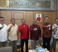 Wakil Gubernur Kalbar Krisantus Kurniawan menerima audiensi Dewan Pengawas BPJS Ketenagakerjaan di ruang kerja Wakil Gubernur, Jumat (22/5/2026).