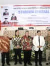 Sekda Kalbar Harisson menghadiri Stadium General Fakultas Hukum UNKRIS di Bekasi bersama Wakil Menteri Otto Hasibuan.