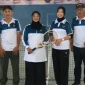Ketua Umum Pengprov PELTI Kalbar Erlina Norsan meninjau kegiatan pembinaan atlet tenis di Lapangan Tenis PELTI Mempawah sekaligus menyampaikan rencana pembangunan dua lapangan tenis indoor, Kamis (8/10/2026).