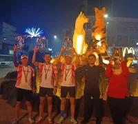 Tiga pelari Pontianak dari Uber Running Crew finis di Kuching setelah menempuh jarak 354,37 kilometer. (Foto: instagram.com/uber_running_crew_)