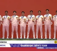 Tim bulu tangkis beregu putra Indonesia meraih emas pertama Asian Games 2026. (Foto: instagram.com/badmintalk_com)
