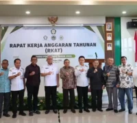 Sekda Kalbar Harisson membuka RKAT Yayasan RS Yarsi Pontianak dan mengapresiasi peningkatan layanan rumah sakit. (instagram.com/adpim.provkalbar)