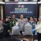 Polresta Pontianak mengamankan ratusan kilogram sisik dan kuku trenggiling dalam pengungkapan dugaan perdagangan ilegal satwa dilindungi.