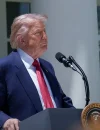 Presiden Amerika Serikat Donald Trump mengumumkan pencabutan tarif Selat Hormuz dan pembukaan kembali jalur pelayaran internasional.