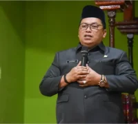 Wabup Kubu Raya Sukiryanto saat Safari Ramadan di Masjid Muhajirin Batu Ampar, Senin (23/2/2026).