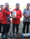Wagub Kalbar Krisantus Kurniawan menghadiri gerakan tanam jagung massal di Jagoi Babang, Bengkayang.