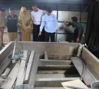 pabrik tahu di Pontianak Utara Wakil Wali Kota Pontianak Bahasan saat inspeksi pabrik tahu di Pontianak Utara