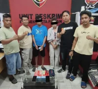 Barang bukti sabu dan ekstasi hasil penangkapan sepasang pengedar narkoba oleh Polsek Delta Pawan Ketapang Barang bukti sabu dan ekstasi hasil penangkapan sepasang pengedar narkoba oleh Polsek Delta Pawan Ketapang