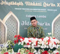 Abang Nabil Putra, peserta Hifzil Quran 10 juz dari Kota Pontianak saat tampil pada babak final MTQ XXXIII Kalbar. Abang Nabil Putra, peserta Hifzil Quran 10 juz dari Kota Pontianak saat tampil pada babak final MTQ XXXIII Kalbar.