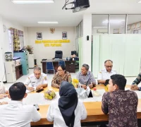 Rombongan KPID Banten berkunjung ke Dinas Pendidikan dan Kebudayaan Kota Pontianak untuk studi tiru Ed TV. Rombongan KPID Banten berkunjung ke Dinas Pendidikan dan Kebudayaan Kota Pontianak untuk studi tiru Ed TV.