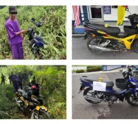 Polisi Sarawak menunjukkan barang bukti sepeda motor hasil curian oleh WNI Polisi Sarawak menunjukkan barang bukti sepeda motor hasil curian oleh WNI