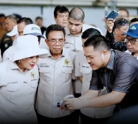 Ekspor Arwana Super Red dari Kalimantan Barat kembali dibuka lewat Bandara Supadio Pontianak Ekspor Arwana Super Red dari Kalimantan Barat kembali dibuka lewat Bandara Supadio Pontianak