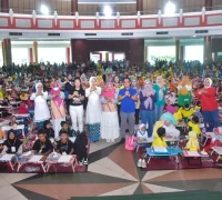 WhatsApp Image 2025-10-11 at 10.23.51 Ribuan anak-anak tingkat PAUD dan SD ikut Lomba Mewarnai yang digelar TP-PKK Kota Pontianak bersama Moorlife Indonesia.