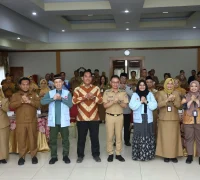WhatsApp Image 2025-10-14 at 11.16.59 Foto bersama peserta Sosialisasi Penguatan Integritas, Budaya Antikorupsi dan Gratifikasi bagi ASN.