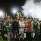 WhatsApp Image 2025-10-25 at 07.03.47 Wakil Wali Kota Pontianak Bahasan menyerahkan secara simbolis hadiah satu ekor sapi kepada Tim Radit FC yang meraih juara Turnamen Mini Soccer Bahasan Cup 2025.