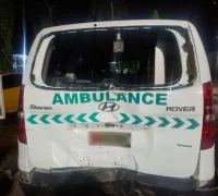 WhatsApp Image 2025-10-26 at 18.13.17 (1) Kondisi ambulans rusak setelah kecelakaan akibat rem blong di Kubu Raya.