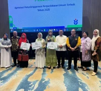 Perpustakaan Fitrah Berkah Insani Pontianak sebagai juara satu nasional wilayah 3 dalam Apresiasi Penyelenggaraan Perpustakaan Desa/Kelurahan Terbaik 2025.