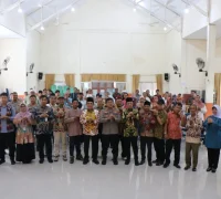 Dialog Interaktif mengangkat tema 'Bersama Mendukung Kota Pontianak yang Toleran, Harmonis dan Bersahabat' di Aula Kantor Camat Pontianak Timur.