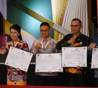 Wali Kota Pontianak Edi Rusdi Kamtono bersama kepala daerah lainnya menandatangani komitmen bersama kepala daerah dan Kepala BKN dalam pembangunan manajemen talenta ASN.