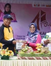 Momen peringatan HUT ke-4 Pengurus Wilayah Ikatan Wanita Sulawesi Selatan (IWSS) Kalbar.