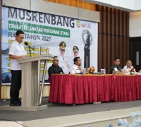 Wali Kota Pontianak Edi Rusdi Kamtono membuka Musrenbang RKPD 2027 Tingkat Kecamatan Pontianak Utara.