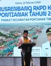 Wakil Wali Kota Pontianak Bahasan membuka Musrenbang RKPD 2027 Tingkat Kecamatan Pontianak Timur.