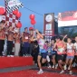 Wali Kota Pontianak, Edi Rusdi Kamtono melepas peserta Pontianak City Run 2026 di Kota Pontianak yang diikuti sekitar 6.000 pelari dari dalam dan luar negeri.