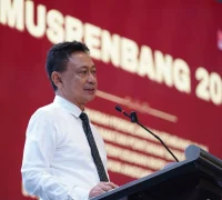 Wali Kota Pontianak Edi Rusdi Kamtono menyebut Indeks Daya Saing Daerah (IDSD) Kota Pontianak tertinggi di Kalbar.