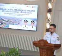 Wali Kota Pontianak Edi Rusdi Kamtono membuka Forum Lintas Perangkat Daerah Kota Pontianak.