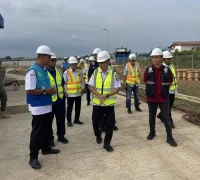 Wali Kota Pontianak Edi Rusdi Kamtono meninjau intake dan IPA PDAM di Nipah Kuning.