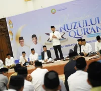 Wali Kota Pontianak Edi Rusdi Kamtono menyampaikan sambutan pada peringatan Nuzulul Quran sekaligus buka puasa bersama di Aula Rumah Dinas