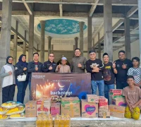 Aksi sosial Backstager Indonesia DPD Kalbar berbagi zakat mal kepada anak-anak panti asuhan