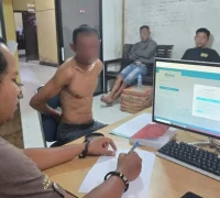 Pelaku pencurian material proyek diamankan warga dan polisi di Kubu Raya.