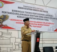 Sekretaris Daerah Kota Pontianak Amirullah membuka bimtek penyusunan laporan pertanggungjawaban (LPJ) dana hibah bagi pengurus organisasi kemasyarakatan (ormas).