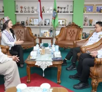 Anggelia Meryciana mewakili Kalbar pada ajang pemilihan Putri Indonesia 2026 saat beraudiensi dengan Wali Kota Pontianak Edi Rusdi Kamtono.