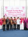 Wakil Wali Kota Pontianak Bahasan berfoto bersama pengurus Yayasan Rumah Bunda Mulia Wilayah Kalbar.