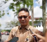 Wali Kota Pontianak Edi Rusdi Kamtono saat diwawancarai usai mengikuti Apel Kesiapsiagaan Penanggulangan Bencana Kebakaran Hutan dan Lahan Nasional 2026.