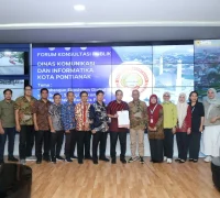 Foto bersama para tamu undangan FKP Diskominfo Kota Pontianak.