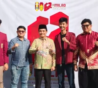 Wakil Wali Kota Pontianak Bahasan berfoto bersama Pengurus Cabang Ikatan Mahasiswa Muhammadiyah Kota Pontianak.