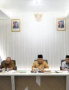 Sekretaris Daerah Kota Pontianak Amirullah meminpin rapat persiapan menjelang Pontianak sebagai tuan rumah Rakor APEKSI Komwil V Kalimantan 2026.