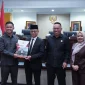 Wali Kota Pontianak Edi Rusdi Kamtono menerima rekomendasi DPRD Kota Pontianak terhadap Laporan Keterangan Pertanggungjawaban Wali Kota Pontianak tahun 2025.