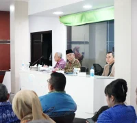 Sekretaris Daerah Kota Pontianak Amirullah membuka monev capaian realisasi PAD Triwulan I tahun 2026.