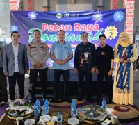 Satarudin saat menghadiri dan meninjau kegiatan Pekan Raya Pontianak (PRP) di Rumah Radakng.