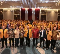 Suasana pembukaan Bimtek Hanura di Pontianak yang dihadiri Gubernur Kalbar, Ria Norsan dan OSO, di Hotel Novotel Pontianak (1/5/2026).