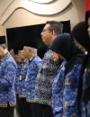 Wali Kota Pontianak Edi Rusdi Kamtono membacakan sambutan Menteri Pendidikan pada upacara peringatan Hardiknas 2026.