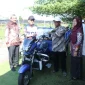 Kendaraan roda tiga bantuan dari Pemerintah Kota Pontianak untuk Kelompok Tani Dharma II di Kecamatan Pontianak Utara.