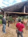 Petugas Polres Kubu Raya memeriksa lokasi sawmill di Dusun Pancaroba Sungai Ambawang untuk mencegah peredaran kayu ilegal.