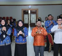 Sosialisasi dan Bimtek Keterbukaan Informasi Publik bagi PPID di lingkungan Pemkot Pontianak.