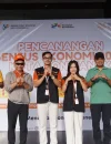 3. Foto bersama pencanangan Sensus Ekonomi 2026.